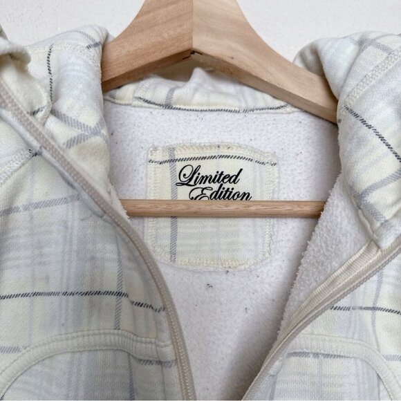 Lululemon Womens 6 Scuba Plaid Limited Edition Jacket - Picture 8 of 15